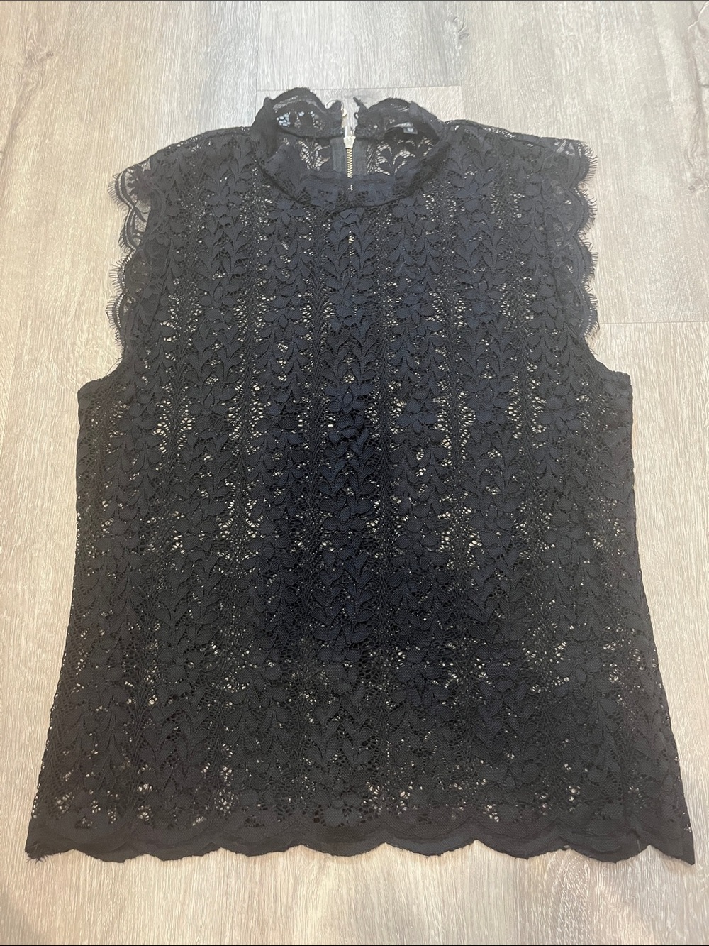 Dynamite Black Lace Mock Neck Sleeveless Camisole